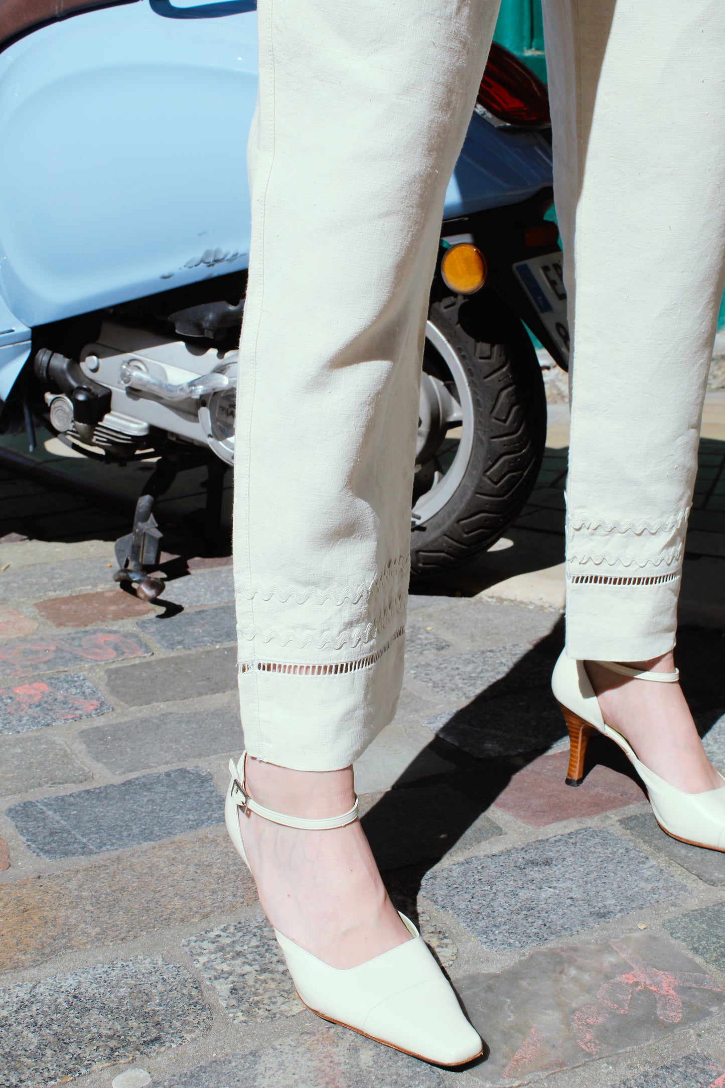 PANTALON PAILLET - BEIGE BRODÉE
